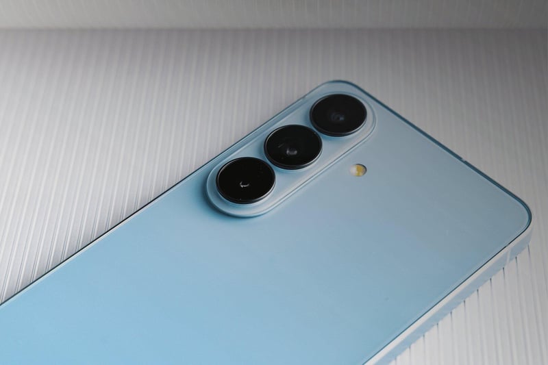 TechMarkit Highlights the Economic and Environmental Benefits of Refurbished Samsung Phones in South Africa