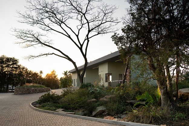 The Benefits of Multi-Generational Living in Residential Estates