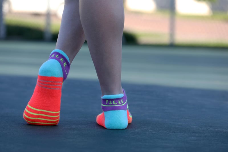 Keep on running safely and odour free with FALKE