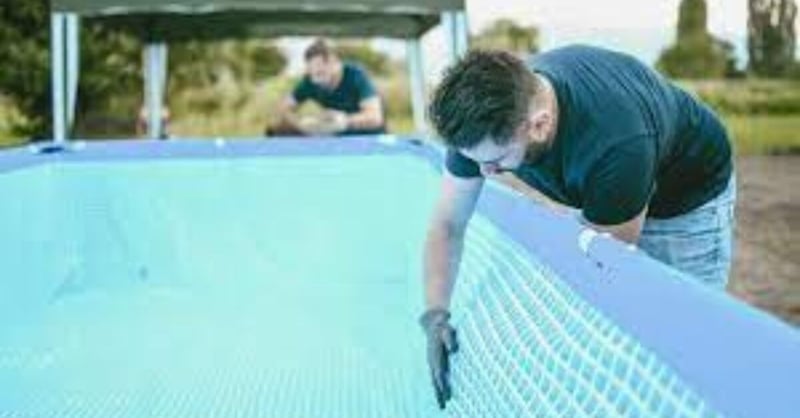 6 Mistakes To Avoid When Hiring Swimming Pool Contractors