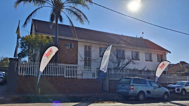 HOT 102.7FM and Hot Cares invest in the future of one of Johannesburg's most remarkable women's shelters