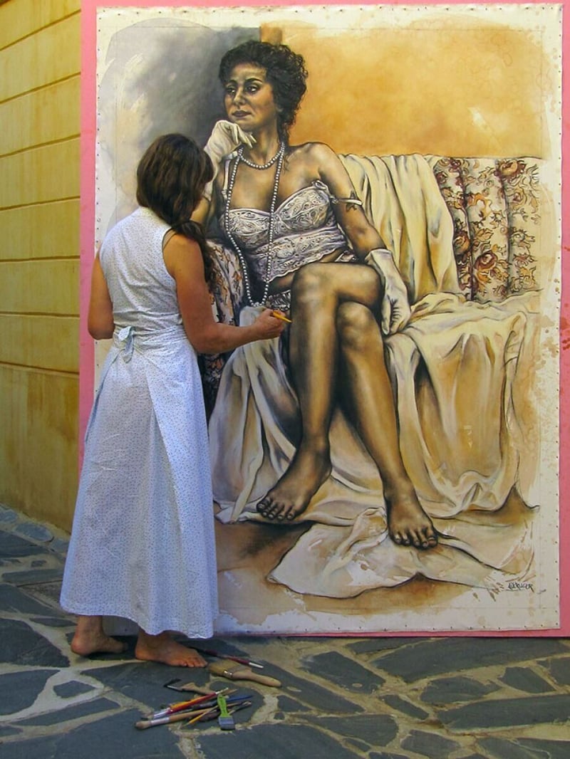 Contemporary fine artist Lizelle Kruger is exhibiting a new body of work – with the people and rich heritage of Cape Town at the heart of her show.