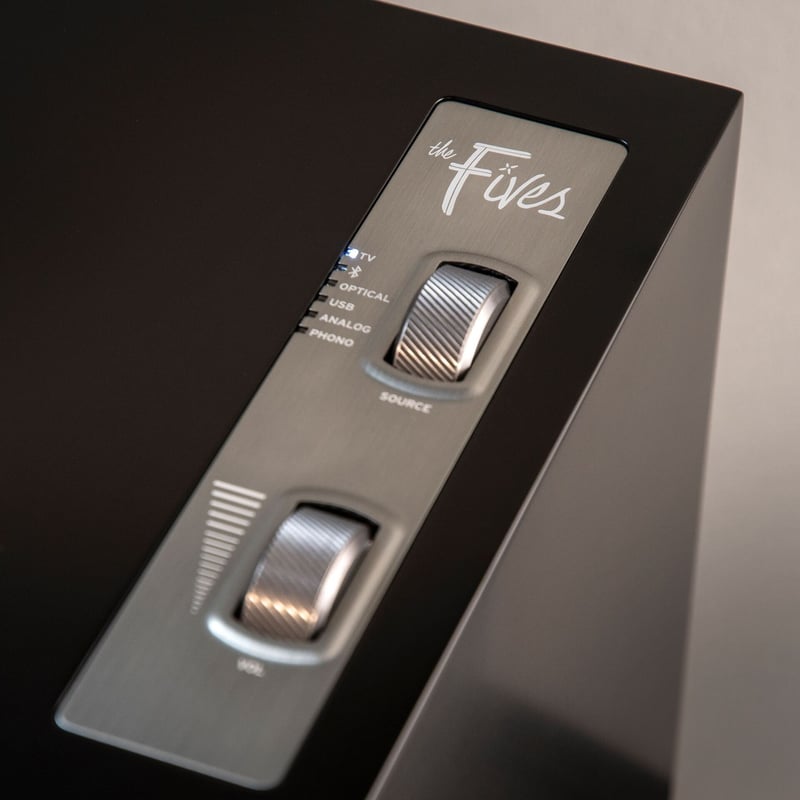 Klipsch Introduces a High-Resolution Alternative to Sound Bars with The Fives Powered Monitors