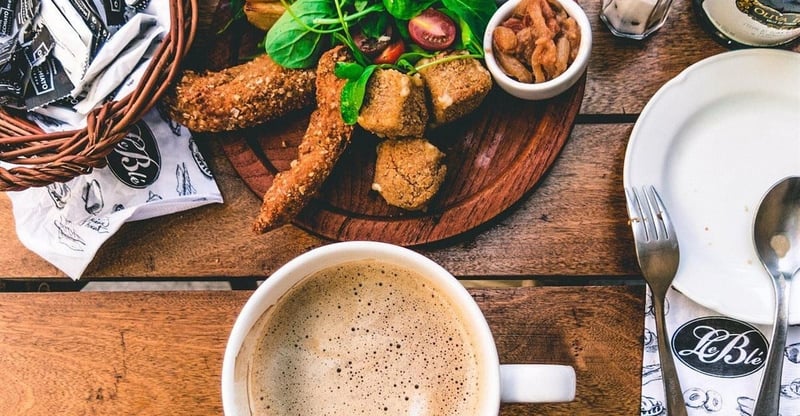 South Africa’s F&B Market Sees Growth from Takeaways Despite Declines in Bars and Coffee Shops
