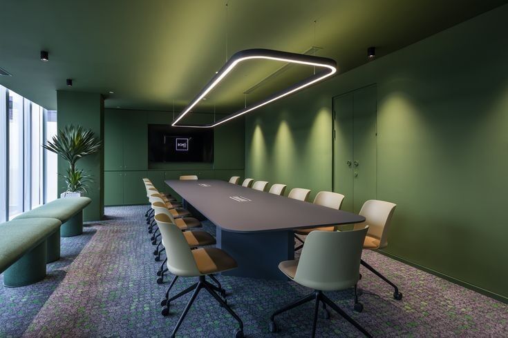 Chroma-preneurship - The Secret Palette of Business Success