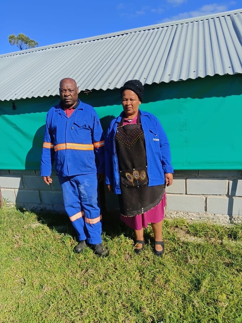 ECDC’s Imvaba Fund awards R642,679 to Eastern Cape poultry cooperatives Milani Machete and Langbooi Sthathu