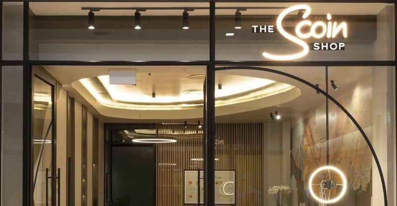 New Hyde Park Boutique Reflects Rising Interest In Rare And Historically Significant Collectables
