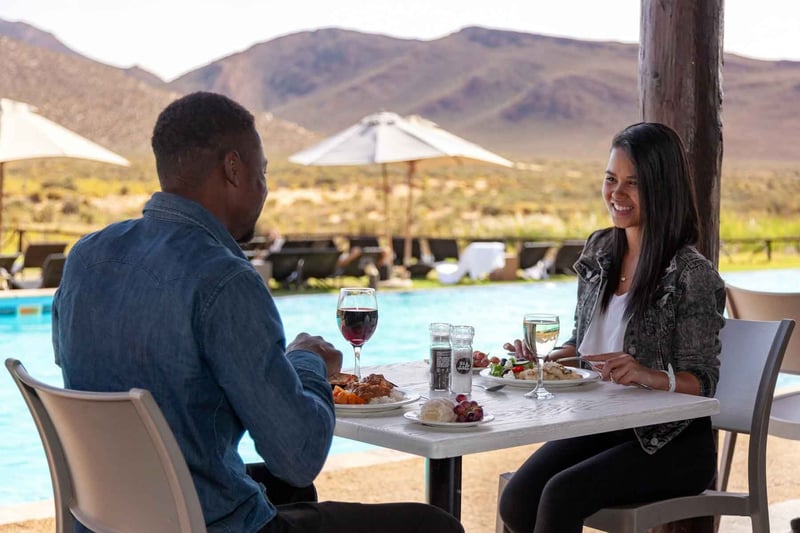 Vinhos, Paisagens e Amor - MozToCape Lança Tours Românticos para Casais em Stellenbosch e Cidade do Cabo