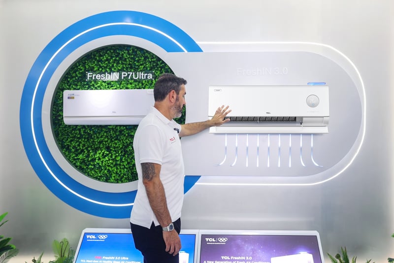 Arsenal Legend Robert Pirés Visits TCL Air Conditioner Smart Manufacturing Base, Experiencing "Champion-Level" Smart & Healthy Air