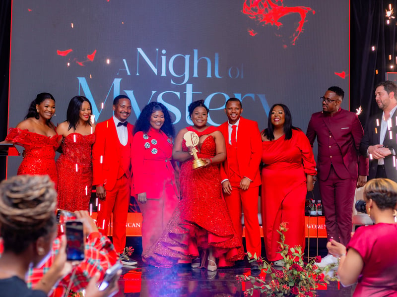 2025 WomenCan Awards Celebrates Trailblazing Women at “A Night of Mystery” Gala