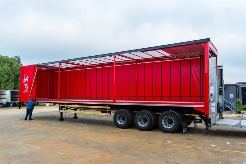 Serco delivers New Multi-Mode Trailers