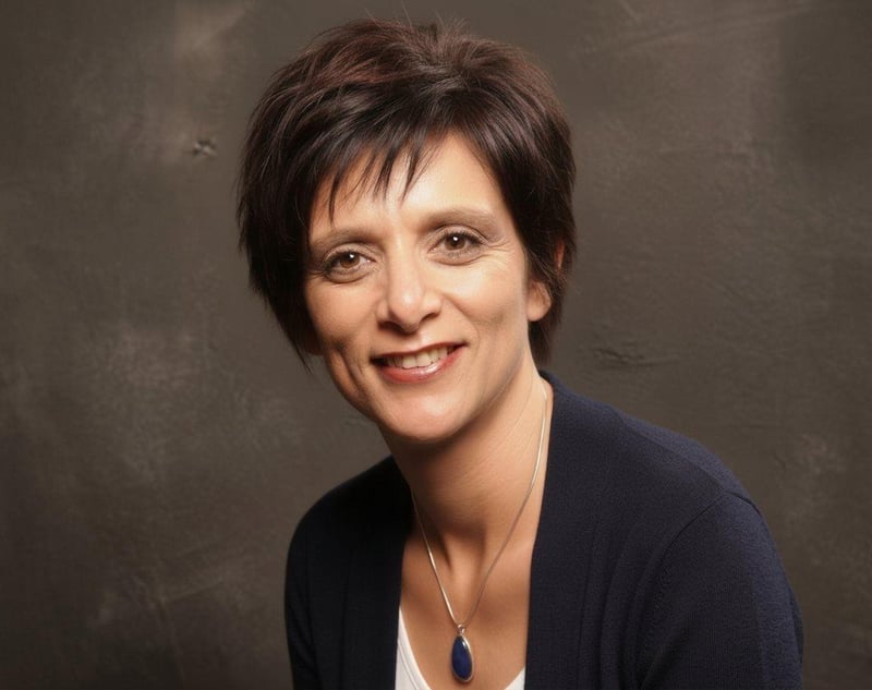 IMM Graduate School appoints Riana Prins Dean of Undergraduate Studies to lead academic strategy