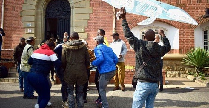 Communities And Environmental Groups Take Shell Wild Coast Seismic Blasting Battle To ConCourt