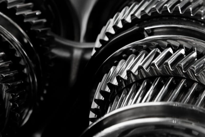 What to Know Before Repairing or Replacing a Gearbox
