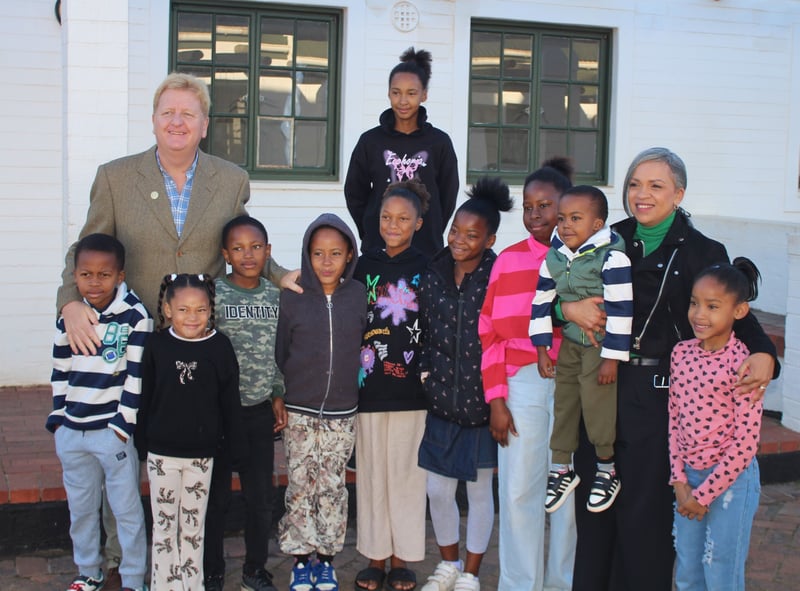 Vergelegen opens eLearning hub for primary school learners