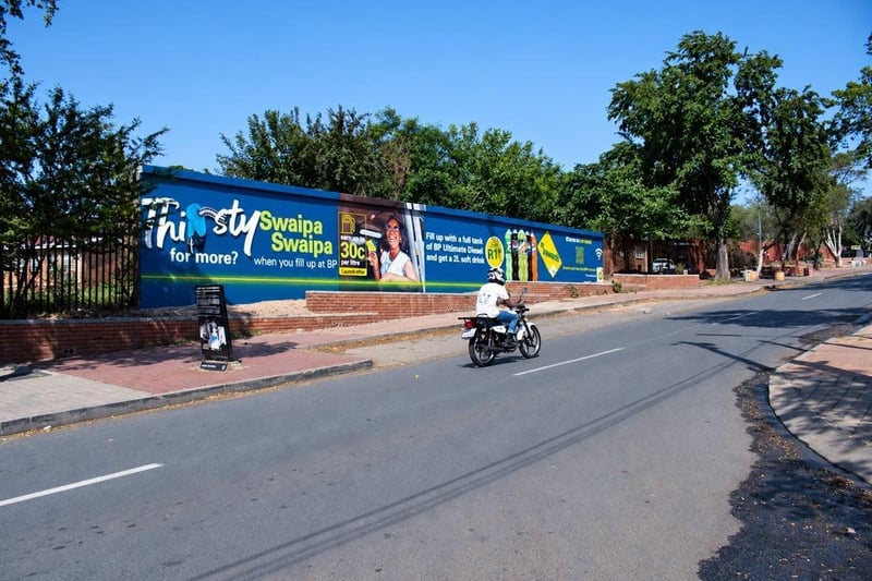 Wall Mural Advertising - Why Audience Intelligence Matters Before Placement