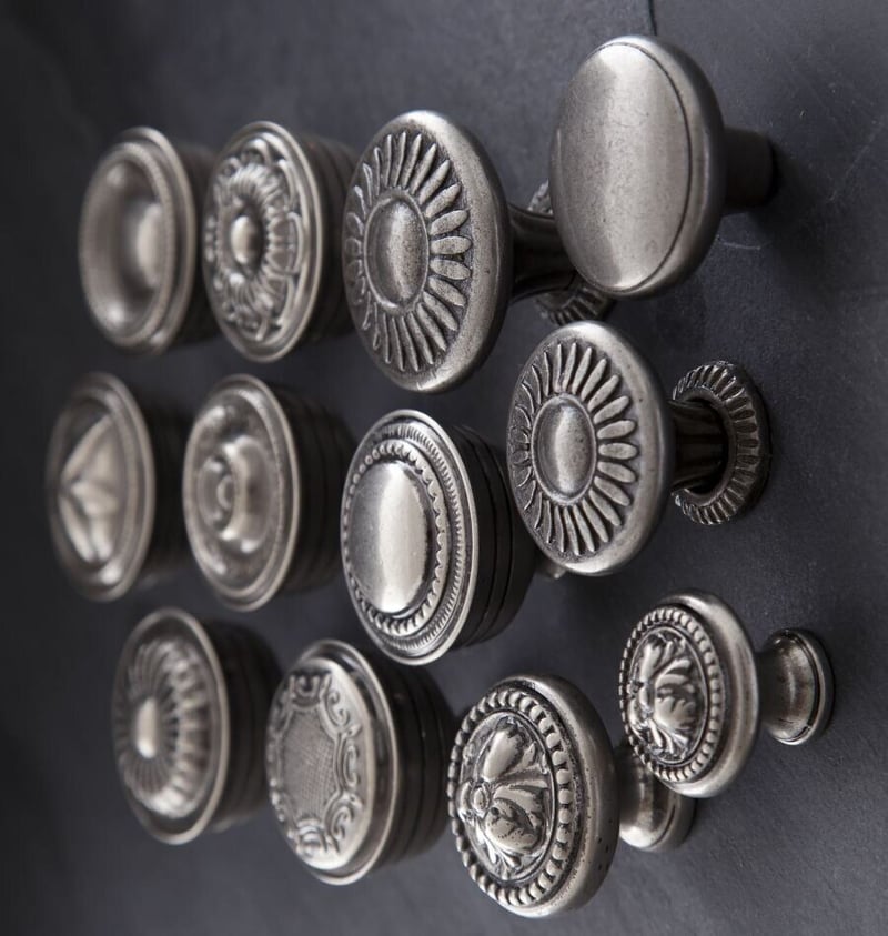 Handles Inc - Vintage Doorknobs