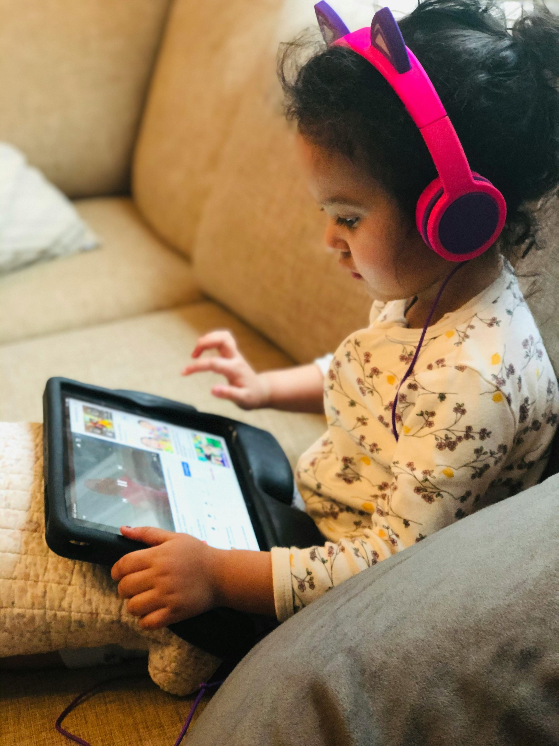 Everything you need to know about screen time for your toddlers