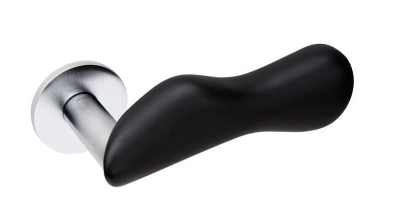 Handles Inc showcases the Olivari Chelsea Handle