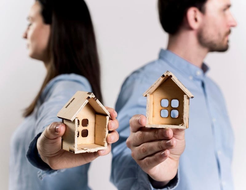 High Court in Jackson v Petersen allows actio communi dividundo, orders sole transfer to co-owner after relationship breakdown