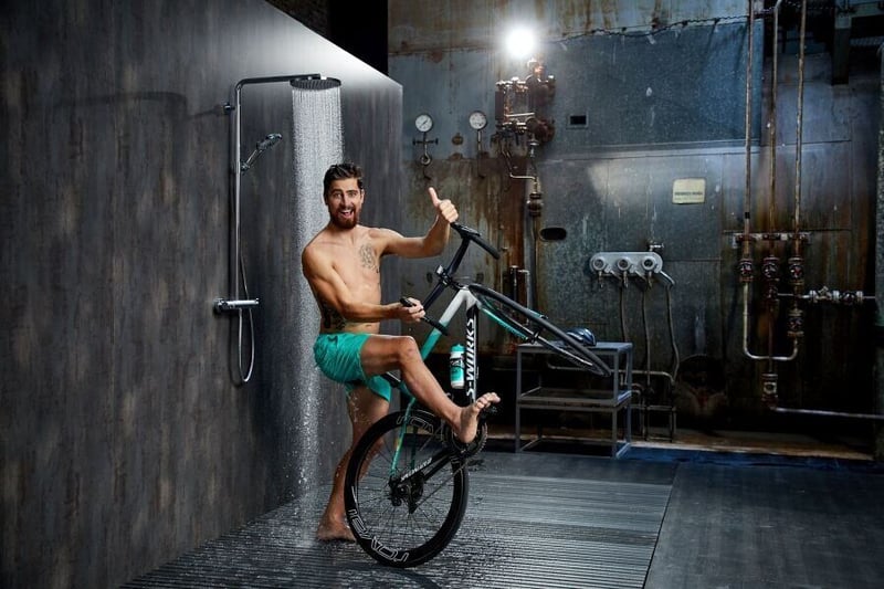 Cycling pros in the shower - hansgrohe’s 2019 Tour de France campaign
