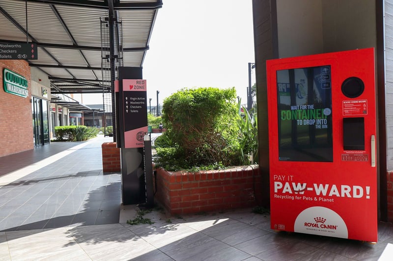 Royal Canin pays it ‘paw-ward’ for pets and planet