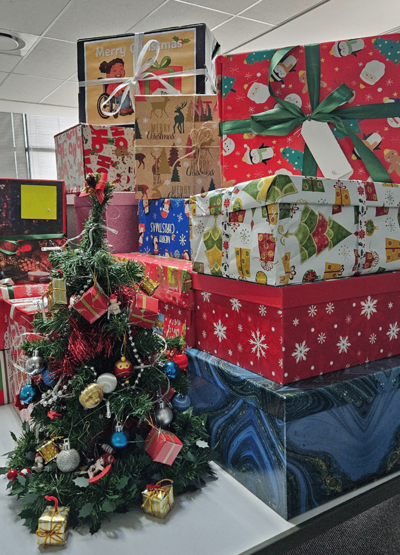 MetroFibre brings festive cheer to Ivory Park children’s homes through Christmas gift initiative