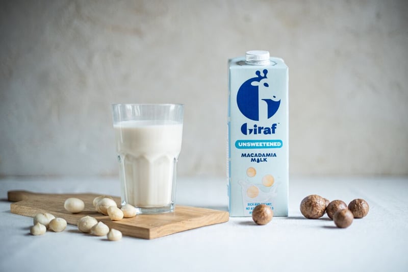 NEW Giraf Unsweetened - Macadamia Milk Perfection  for the Sugar-Savvy
