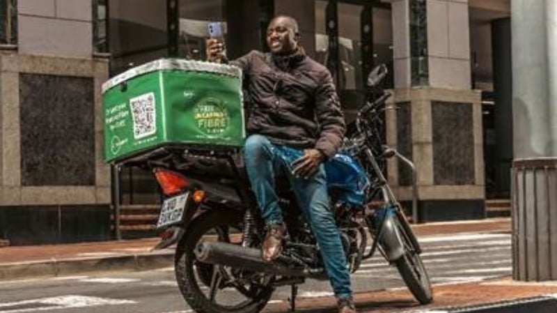 Openserve Teams Up With MotionAds To Create Shared-Value Advertising Model Supporting Scooter Drivers