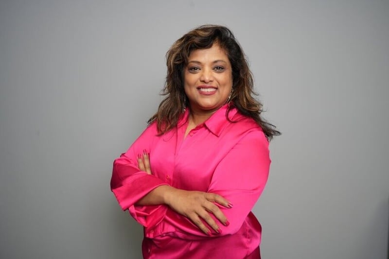 Building a Strong Personal Brand in the Digital Age - Insights and Strategies