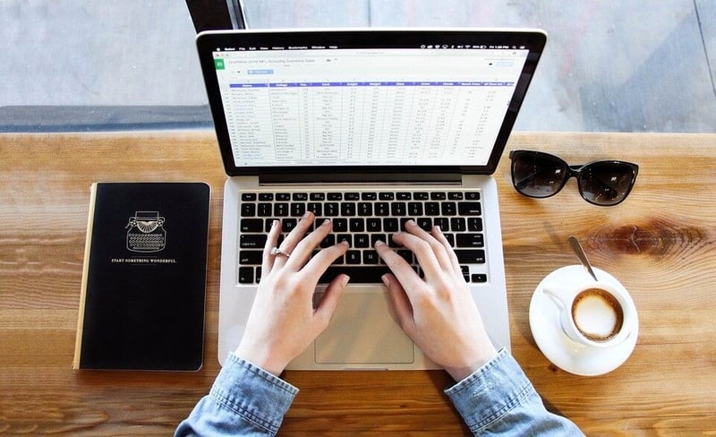 Simple Clear Comparison - Microsoft 365 VS Google Workspace