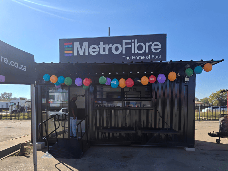 MetroFibre brings superfast fibre connectivity to North-West Province with its 8th Experience Store