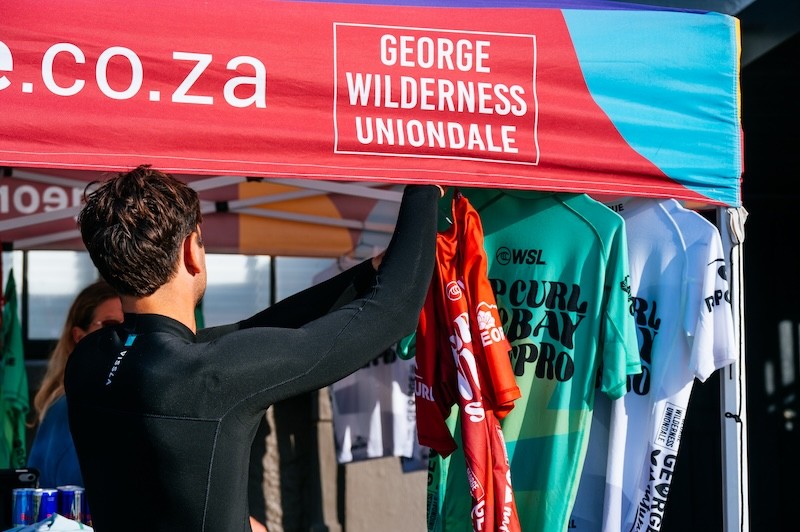 Clean Forecast Sets The Stage For Rip Curl Vic Bay Surf Pro
