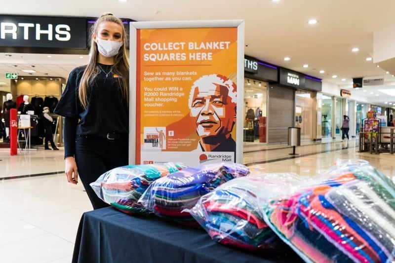 DON’T BE A SQUARE AND GET KNITTING - Randridge Mall squares up for Mandela Day!