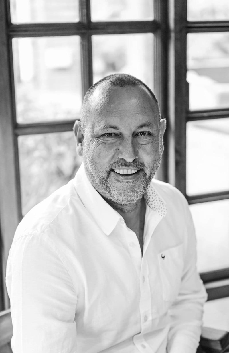 Aurora Capital adds four business units, expands geographically and strengthens teams