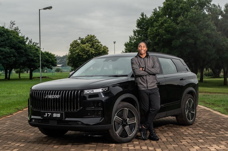 Caster Semenya takes the wheel as JAECOO’s brand ambassador for the new J7 SHS plug-in hybrid