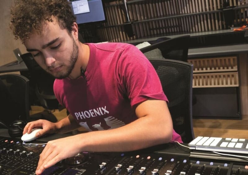 Calling All Aspiring Sound Engineers R130k In Prizes Up For Grabs In Mastermix Competition
