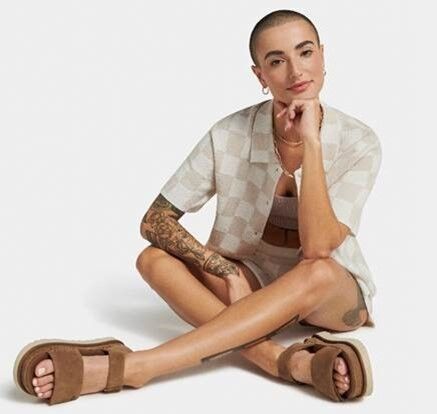 UGG Sandal Trends to Try This Spring & Summer!