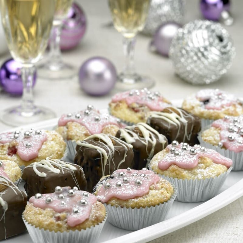 'Tis the Season to be Jolly with GLAD