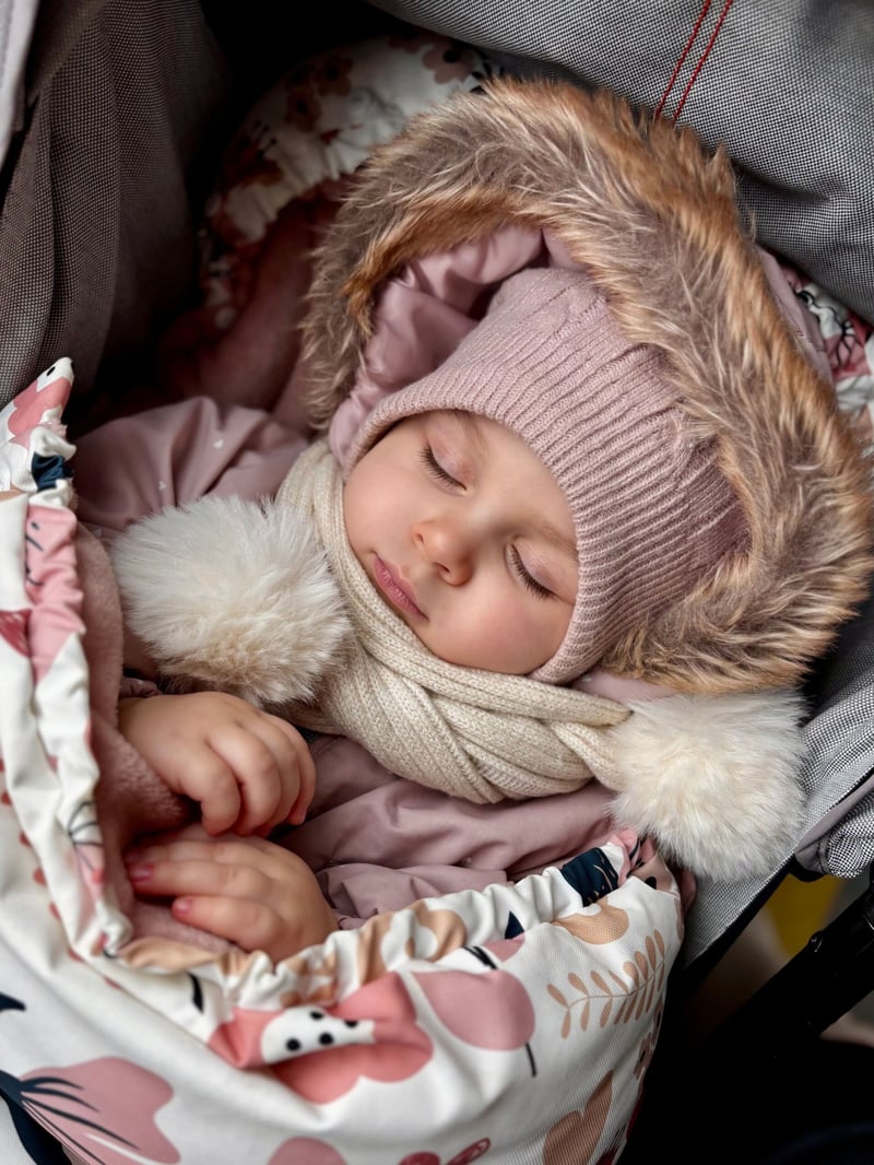 Help your child sleep better this winter