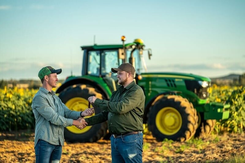 John Deere Financial Disrupts Agricultural Financial Market with New Integrated Tech-Driven Offering