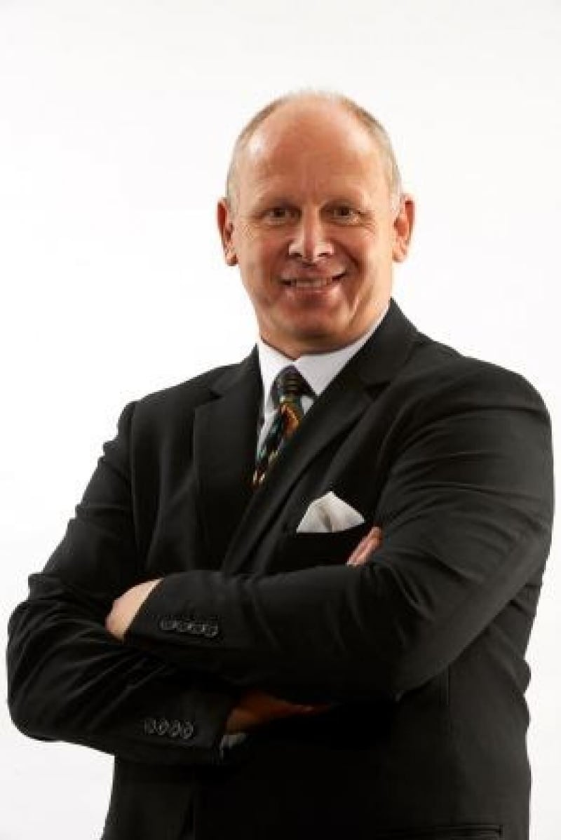 Tony Dovale, The Revolutionary Workplace High Performance Developer and Speaker Creates Your #FutureFit Bullet-Proof, GO Mindsets.