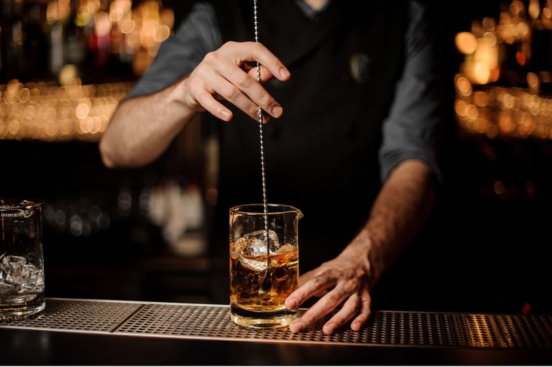 Celebrate International Gin & Tonic Day at Queens Lounge