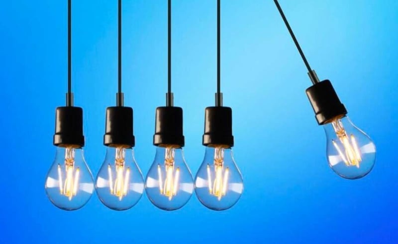 Shedding Light on the Evolution - An Overview of Globes and Light Bulbs