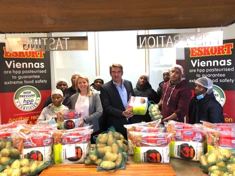 Eskort donates over R1 million worth of food parcels