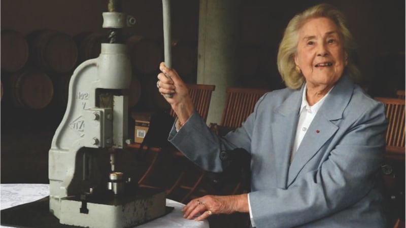 Iconic Centenarian Strikes Gold Medallion Commemorating 100 Years OF South Africa’s Pinotage