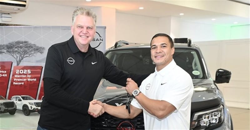 Kolbe Joins Nissan Athlete Ambassador Programme and Receives Nissan Navara Pro-4X