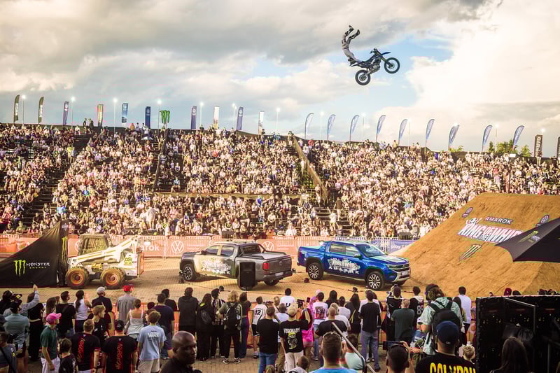 Volkswagen Amarok King of the Whip Delivers an Unforgettable Evening of Freestyle Motocross
