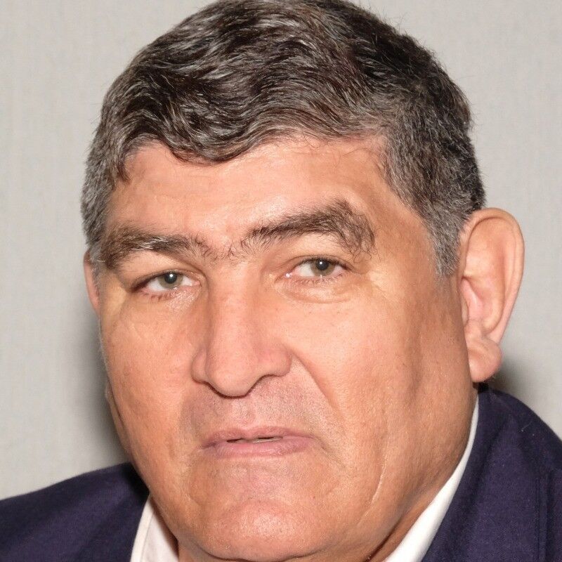 GrowCom - Revolutionizing and Empowering Communities through the GrowCom Model